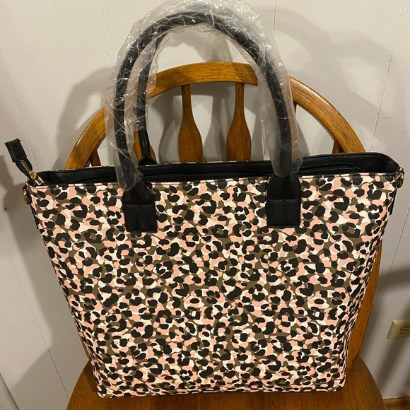 Trina Turk Floral Tote NWT - Picture 9 of 12